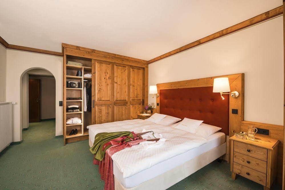 Parkhotel Wallgau 4 Sterne Superior Alpenjuwel Mit Spa Genuss, Golf & Wellness In Der Karwendel-Region Tradition Trifft Eleganz Im Stilvollen Rueckzugsort Extérieur photo